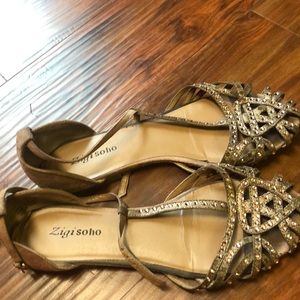 Women’s Zigi soho Flat Bedazzled Sandals